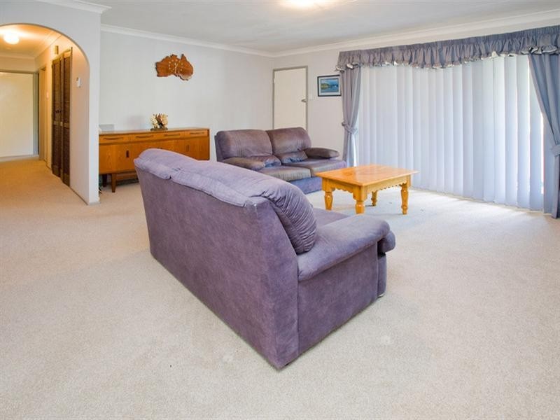 On Addison Road, Camira QLD 4300