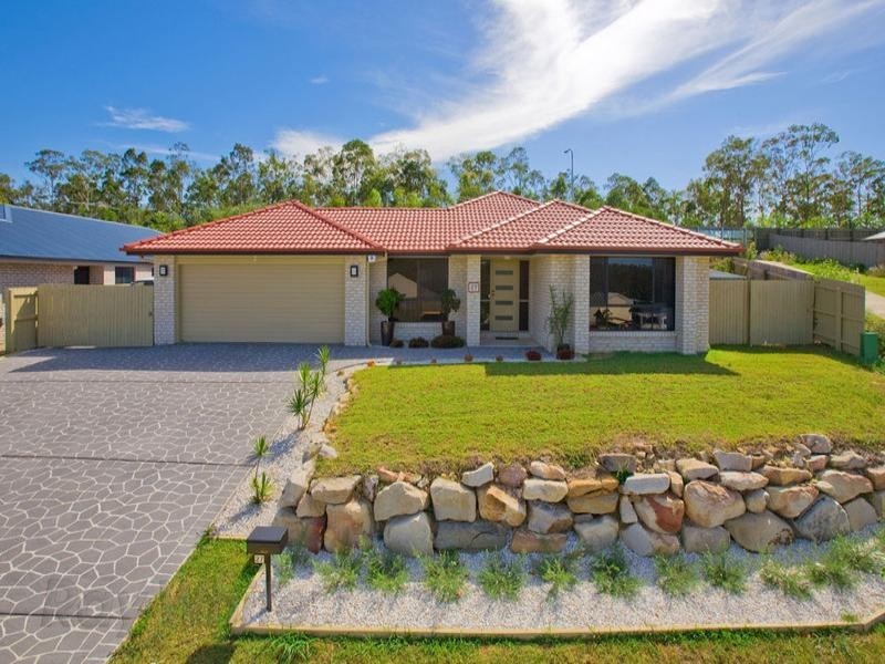27 Riverside Crescent, Springfield Lakes QLD 4300
