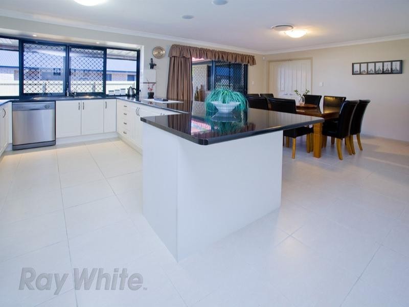 27 Riverside Crescent, Springfield Lakes QLD 4300