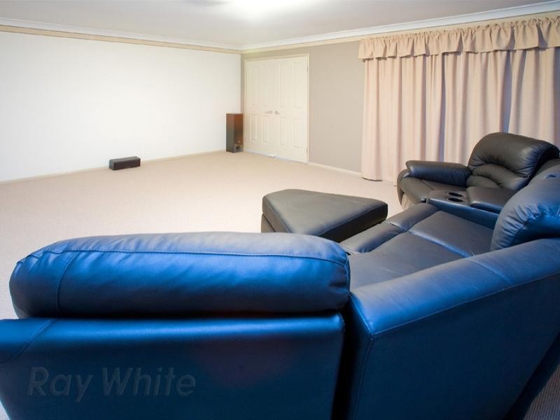 27 Riverside Crescent, Springfield Lakes QLD 4300