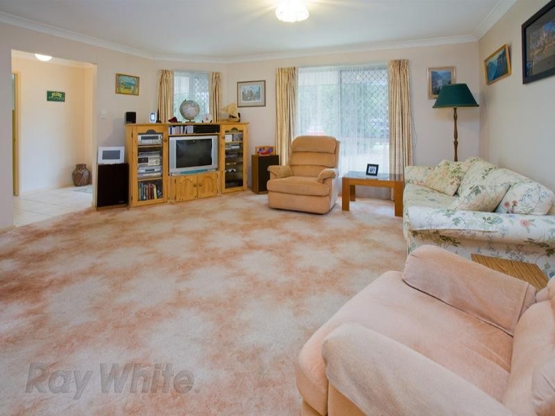 4 Mikkelsen Court, Camira QLD 4300