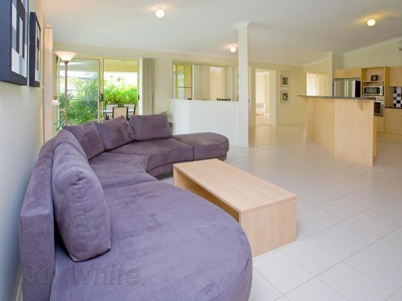 123 Lakeside Avenue, Springfield Lakes QLD 4300