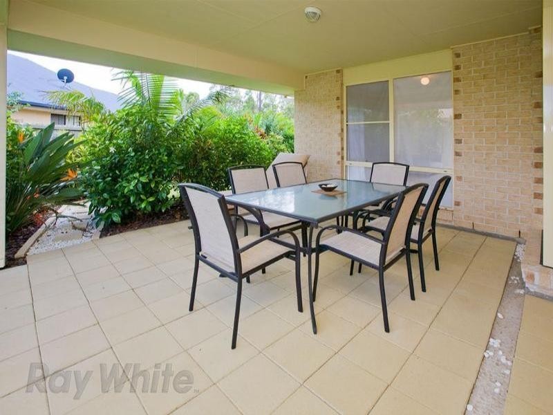 123 Lakeside Avenue, Springfield Lakes QLD 4300