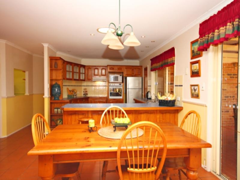 45 Streamview Crescent, Springfield QLD 4300