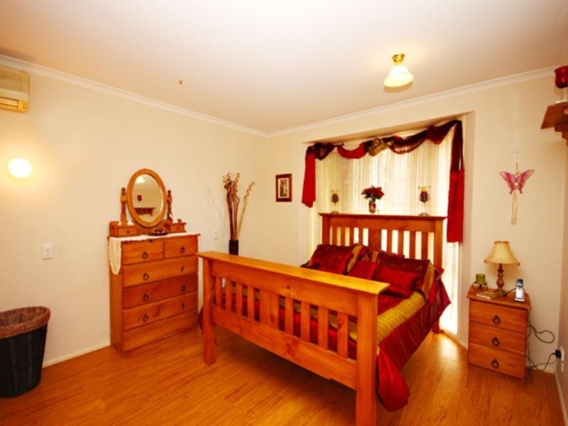 45 Streamview Crescent, Springfield QLD 4300