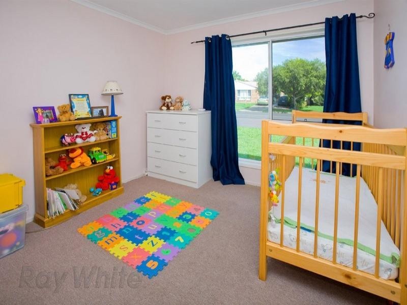 140 Henty Drive, Redbank Plains QLD 4301