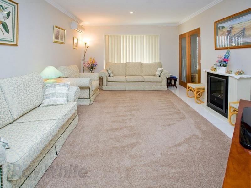 13 Dianella Street, Springfield Lakes QLD 4300