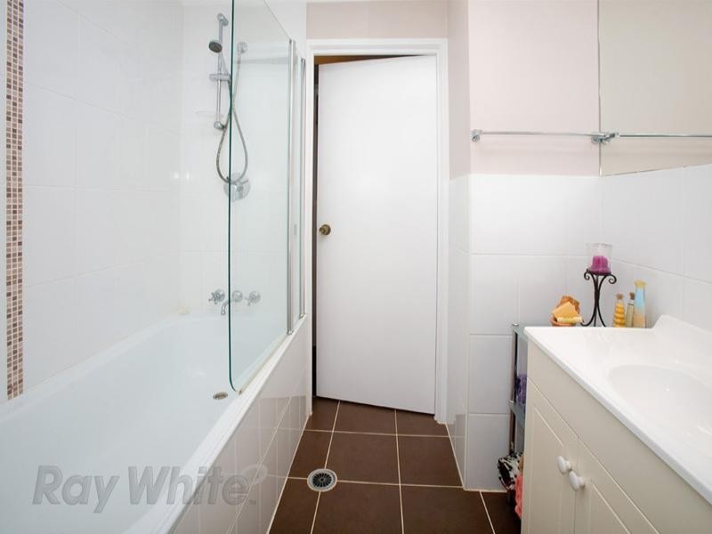 11 Gardenia Court, Camira QLD 4300