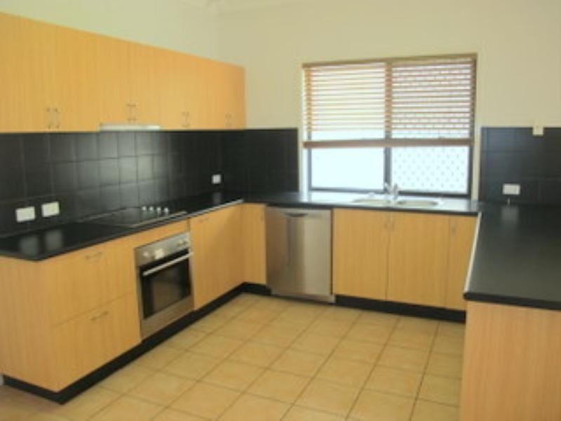 On Viewpoint Drive, Springfield Lakes QLD 4300