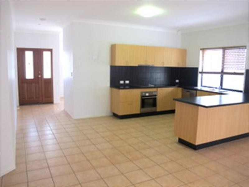 On Viewpoint Drive, Springfield Lakes QLD 4300