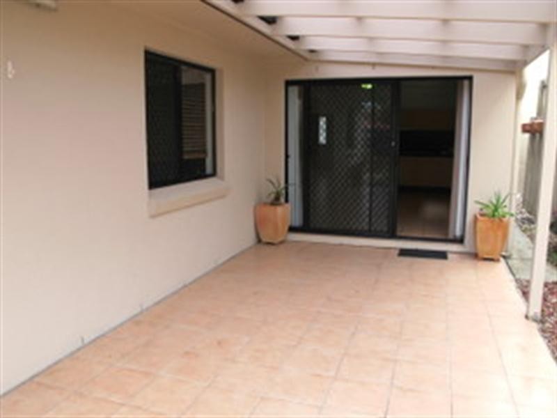 On Viewpoint Drive, Springfield Lakes QLD 4300