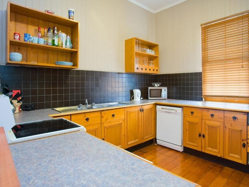 9 Norman Street, East Ipswich QLD 4305