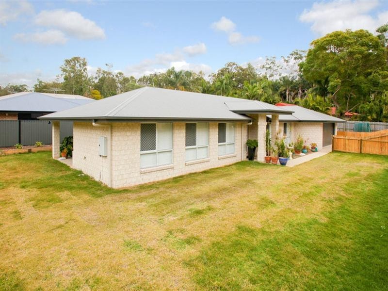 On Addison Road, Camira QLD 4300