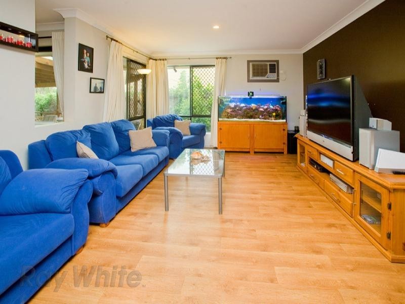 9 Bloodwood Place, Redbank QLD 4301