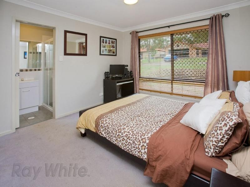 9 Bloodwood Place, Redbank QLD 4301