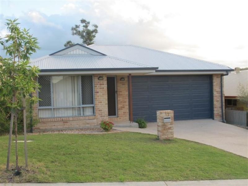 On Grampian Street, Springfield Lakes QLD 4300