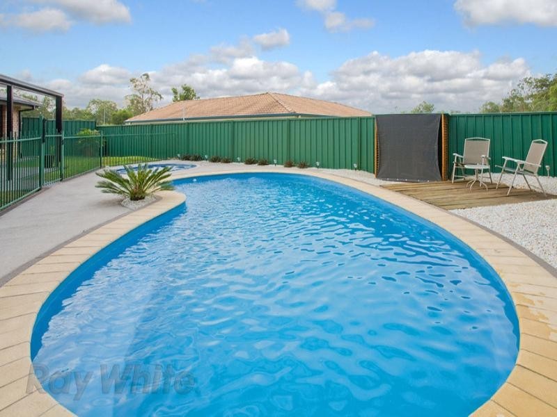 20 Mistletoe Court, Camira QLD 4300