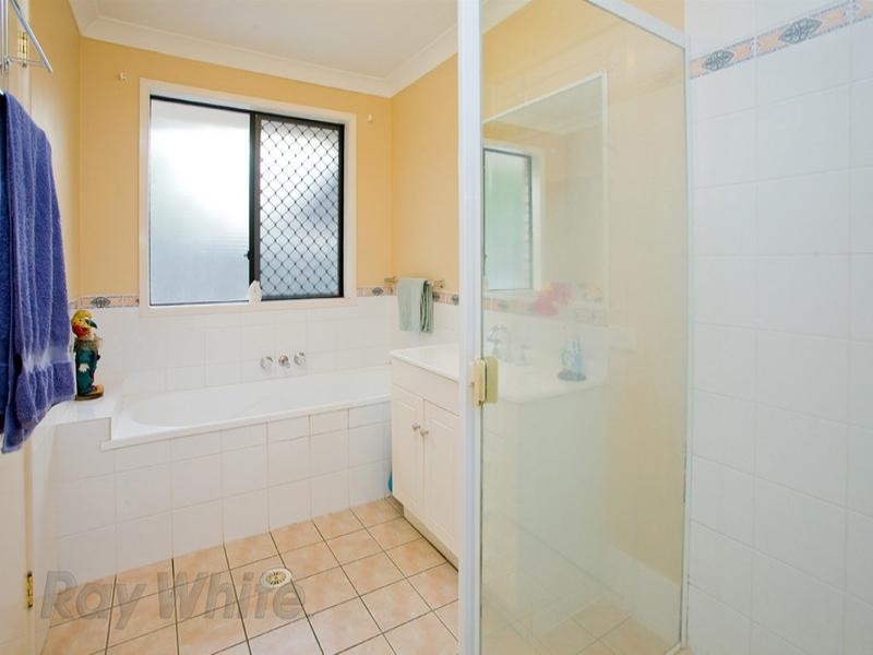 20 Mistletoe Court, Camira QLD 4300