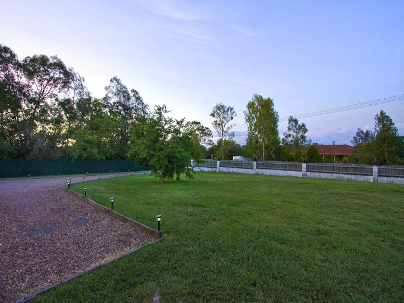 19-21 Gramby Street, Bellbird Park QLD 4300