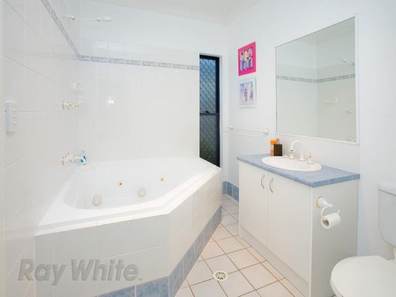 21 Emma Place, Springfield Lakes QLD 4300