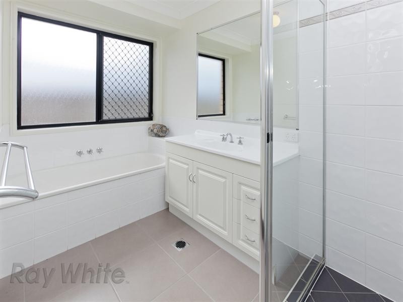 46 Parkside Drive, Springfield QLD 4300