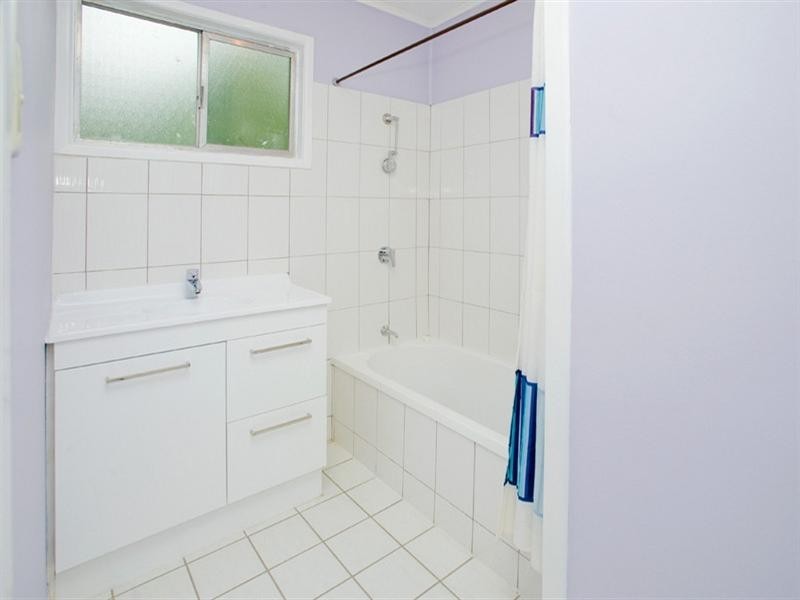 5 Addison Road, Camira QLD 4300