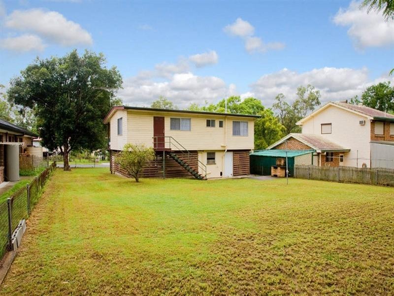 5 Addison Road, Camira QLD 4300