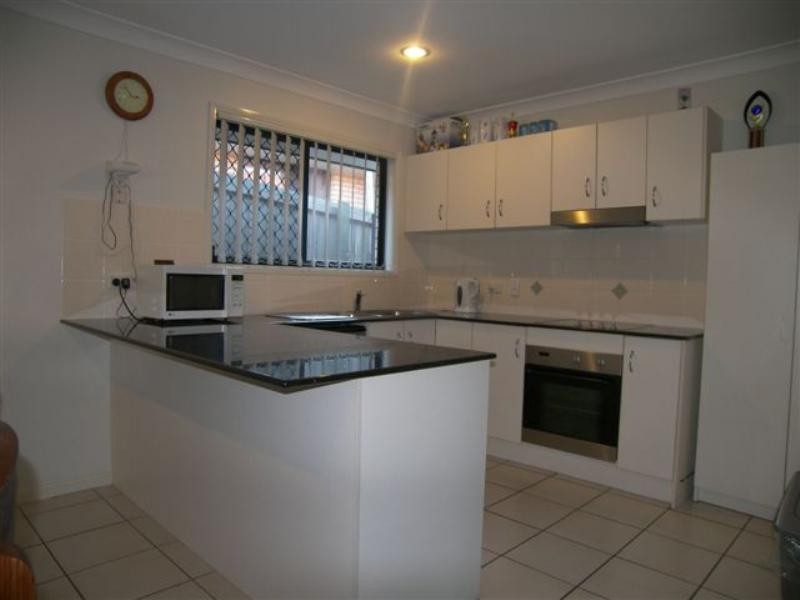 10 Esperance Crescent, Springfield Lakes QLD 4300