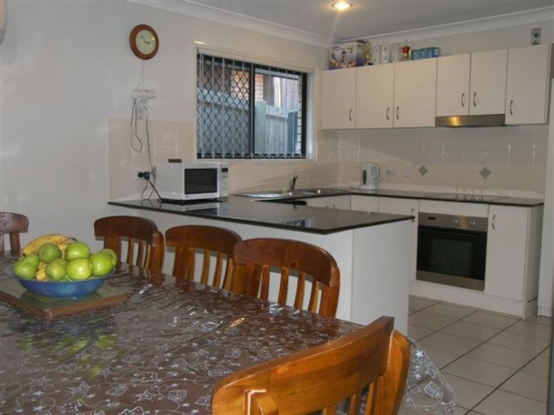 10 Esperance Crescent, Springfield Lakes QLD 4300