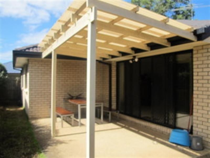 On Canterbury Bells Circuit, Springfield Lakes QLD 4300