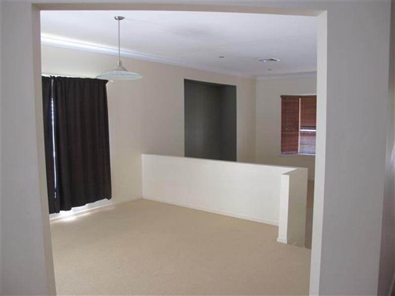 On Oakview Circuit, Brookwater QLD 4300