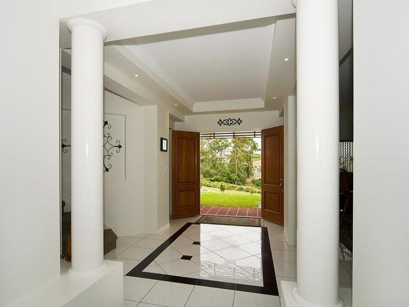 On Viewpoint Drive, Springfield Lakes QLD 4300