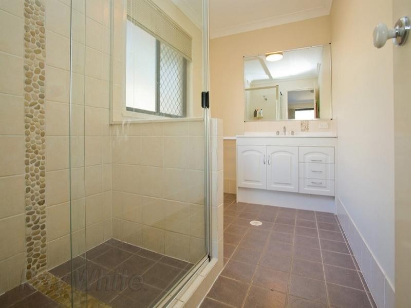 7 Vesta Close, Springfield Lakes QLD 4300