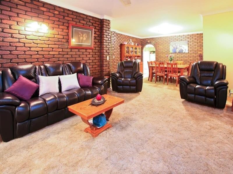 12 Breeza Street, Durack QLD 4077