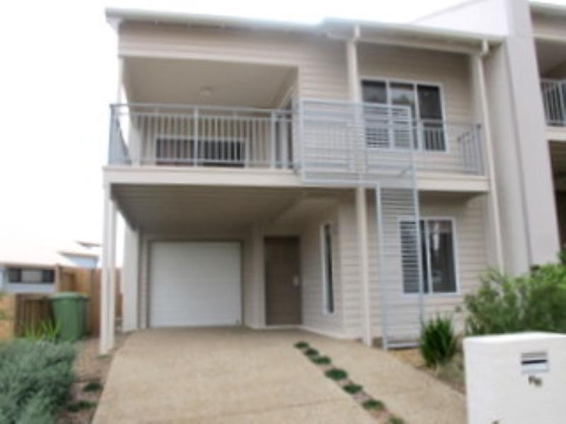 22 Park Edge Drive, Springfield Lakes QLD 4300
