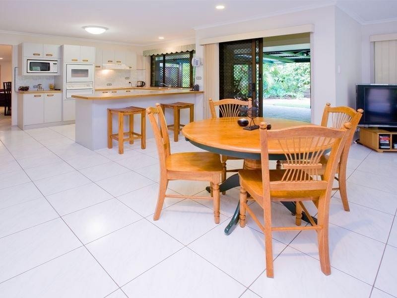 52 Wilson Drive, Camira QLD 4300