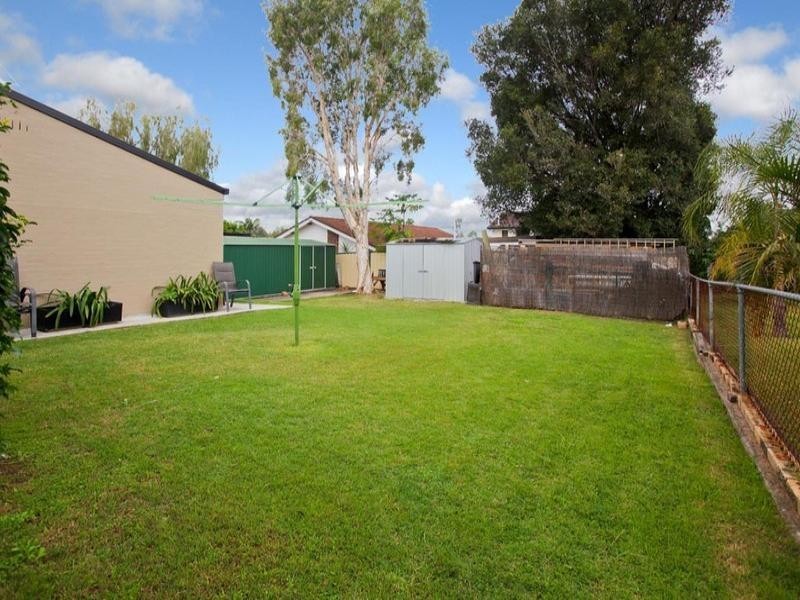 Durack QLD 4077