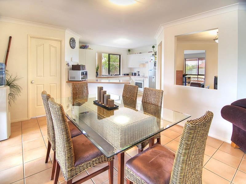 16 Bridgewater Road, Springfield QLD 4300