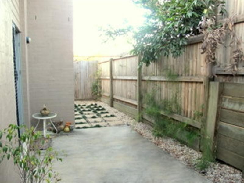 On Escarpment Drive, Springfield Lakes QLD 4300