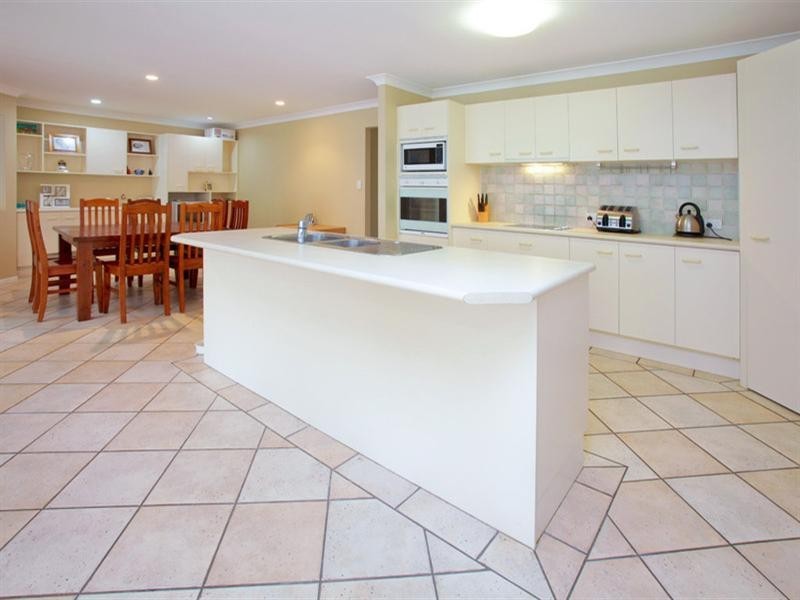 22 Highridge Road, Springfield QLD 4300