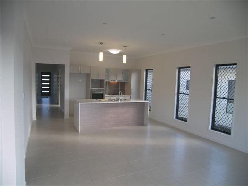 On Inlet Lane, Springfield Lakes QLD 4300