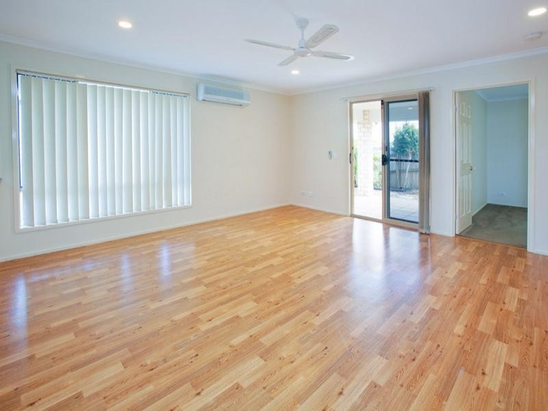 7 Abbey Court, Springfield Lakes QLD 4300