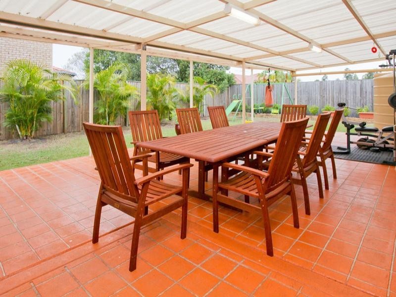1 Hicklin Street, Springfield QLD 4300