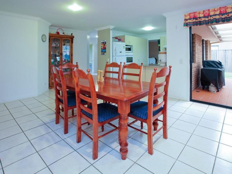 1 Hicklin Street, Springfield QLD 4300