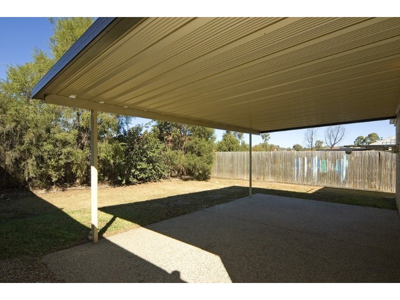 33 Berkshire Place, Springfield Lakes QLD 4300