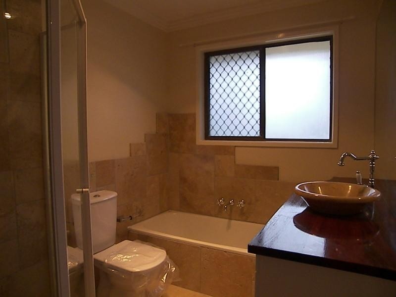 41 Steven Street, Camira QLD 4300