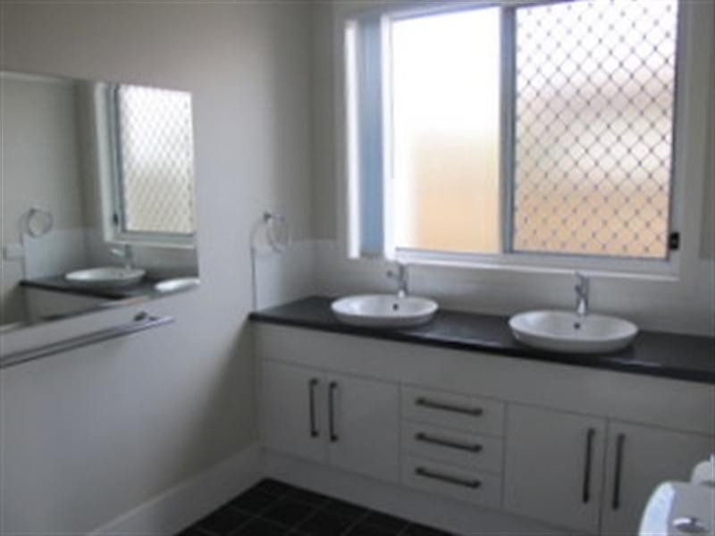 On Carnarvon Avenue, Springfield Lakes QLD 4300