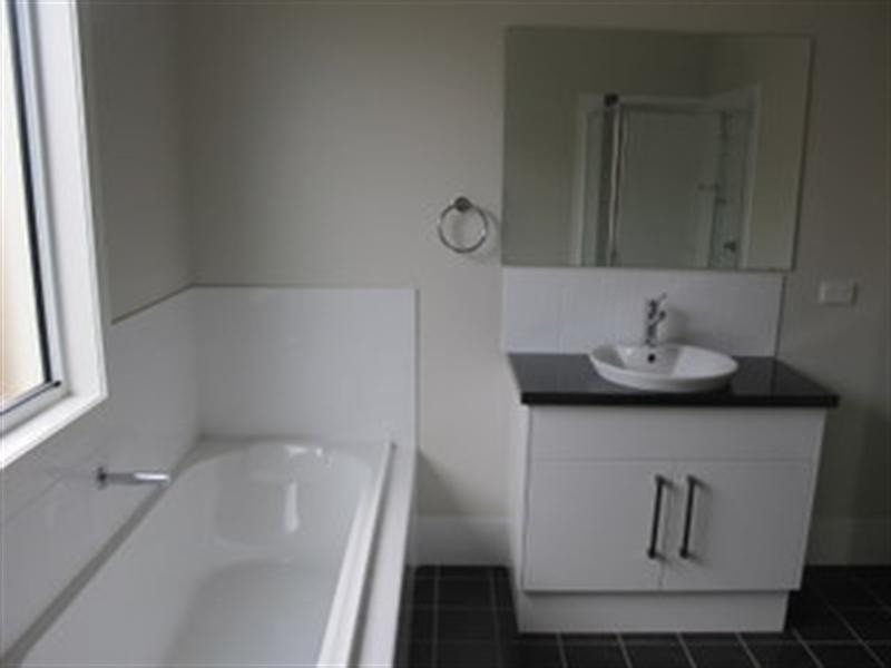 On Carnarvon Avenue, Springfield Lakes QLD 4300