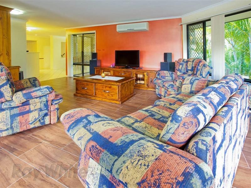 6 Oakbar Close, Springfield QLD 4300
