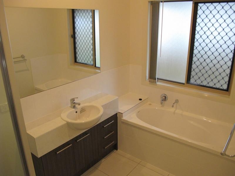 Springfield Lakes QLD 4300